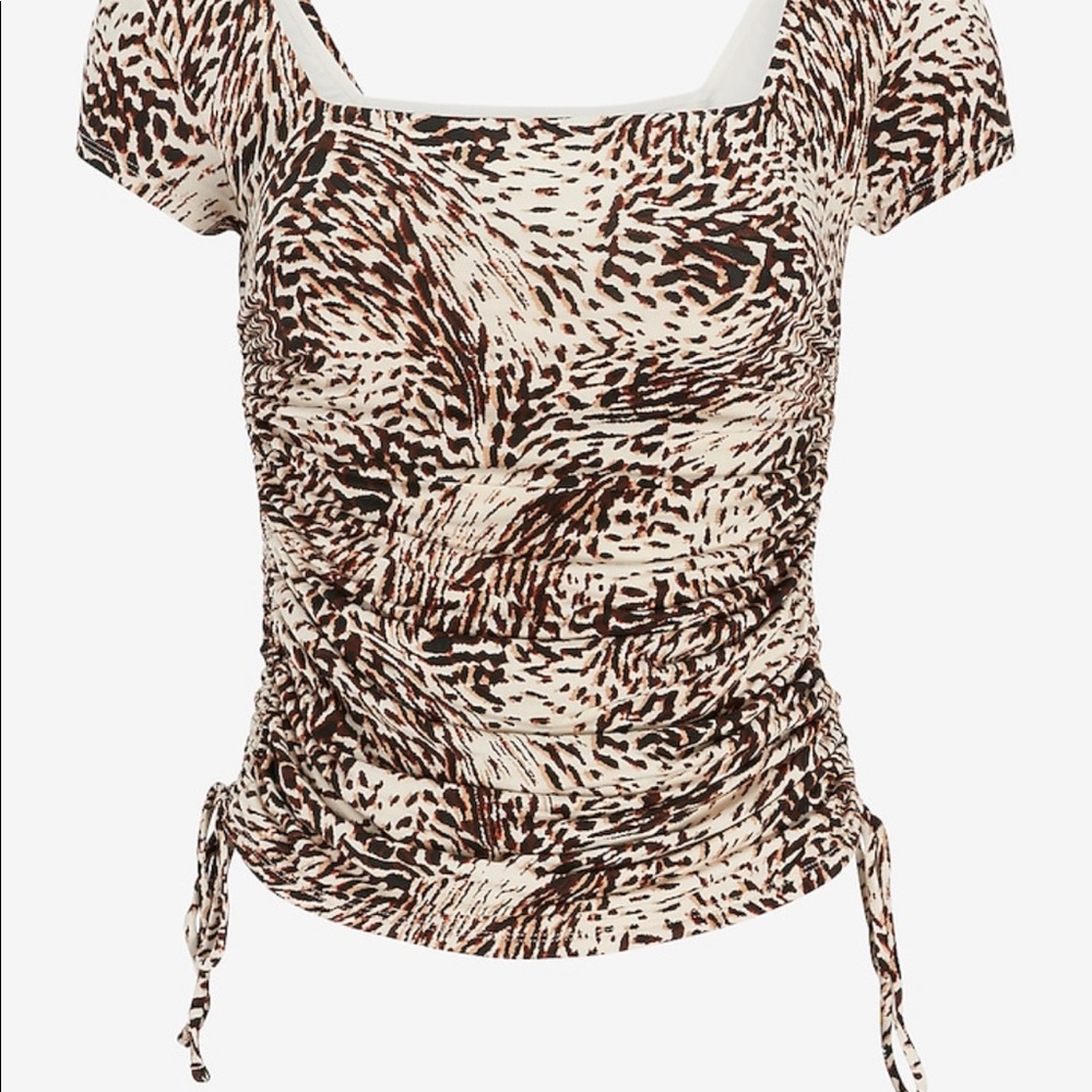 Express animal print side ruched top - Picture 3 of 9
